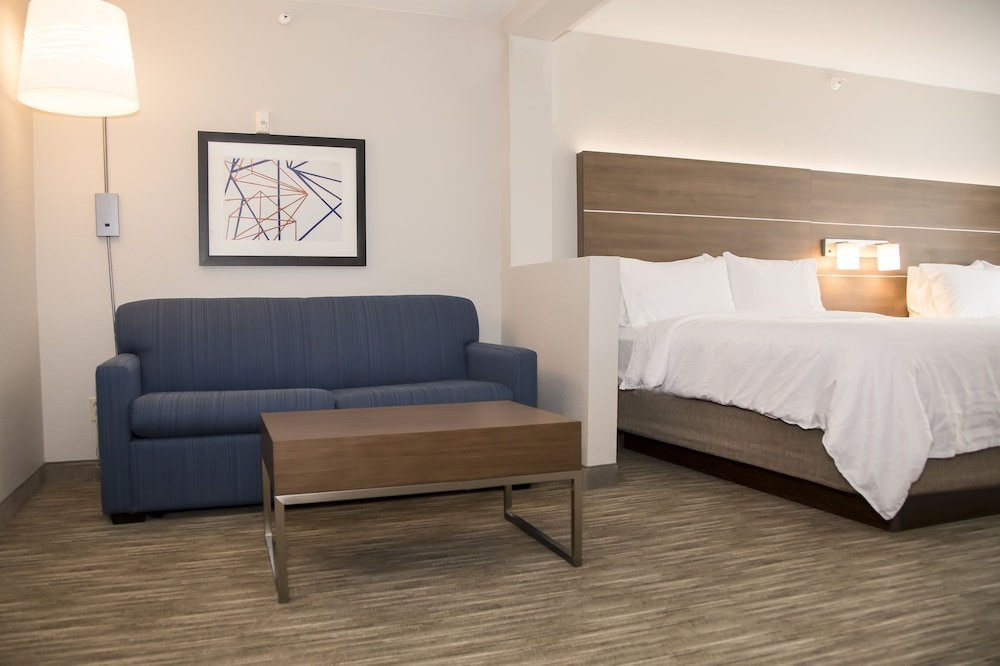 Suite Holiday Inn Express & Suites Colorado Springs North, an IHG Hotel