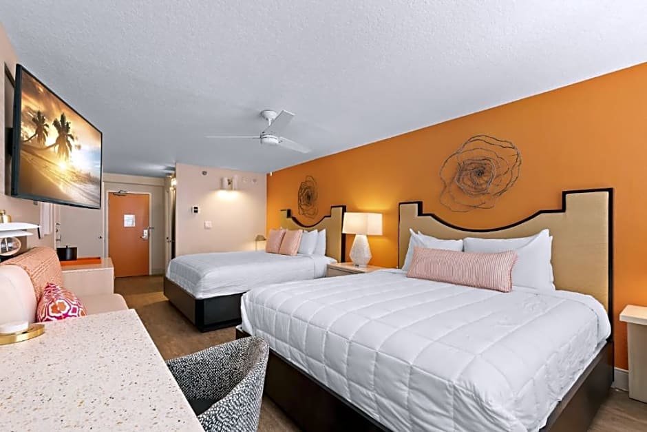 Standard Double room with ocean view Grand Plaza Hotel St. Pete Beach