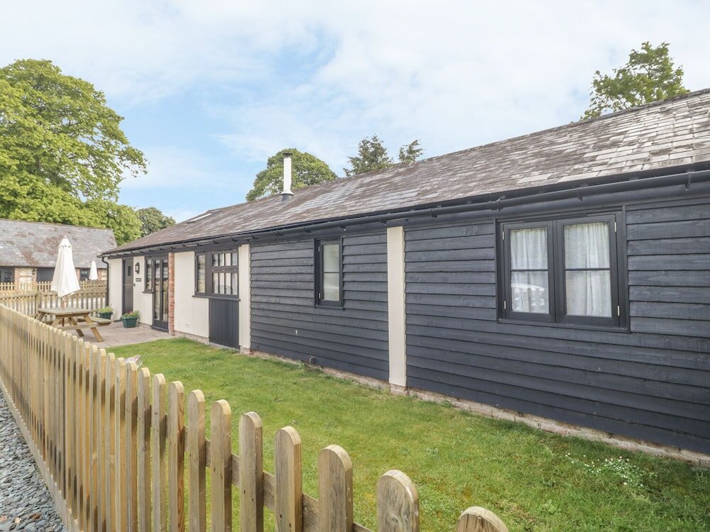 Cottage Rowdens Barn