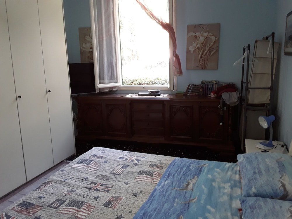 Bett im Wohnheim Room in Guest Room - Valle Degli Ulivi - Liguria, Italia