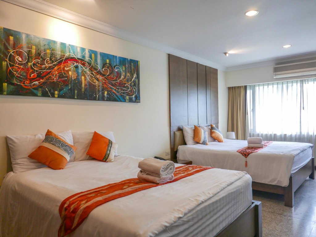 Suite Triple 8 Inn Bangkok