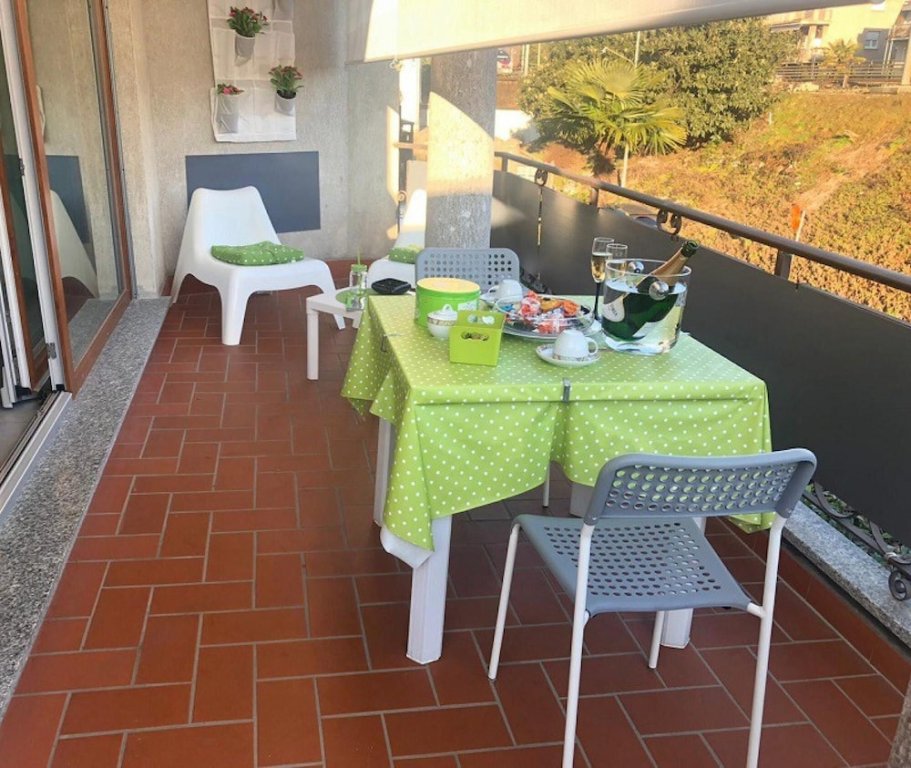 Апартаменты Smartsuite Apartment With Terrace in Stresa