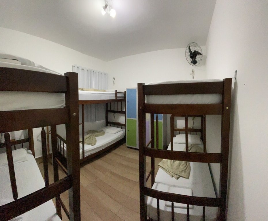Кровать в общем номере Jardins Village Hostel - Brigadeiro