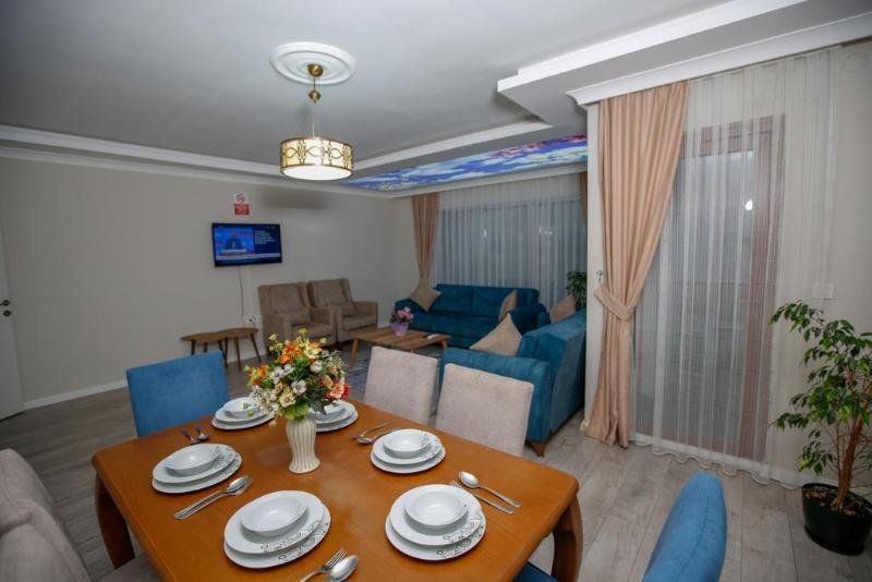 Deluxe Suite Jalal VIP Suite Hotel
