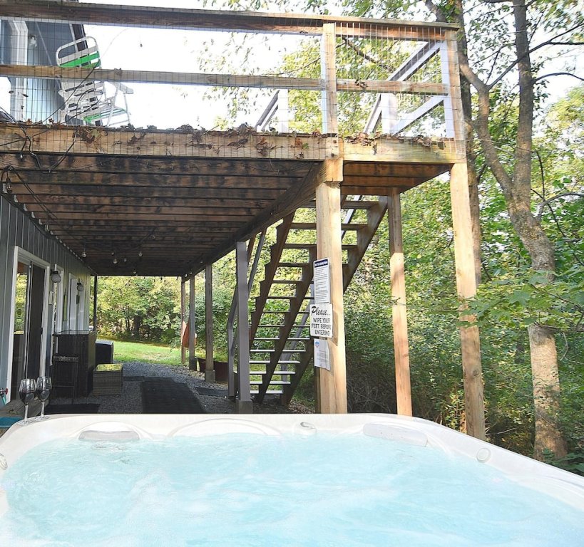 Cabaña Serendipity - Large 5BR With a Hot Tub