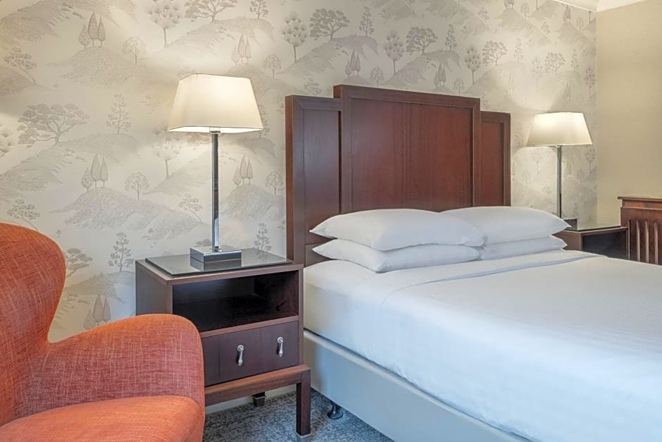 1 Bedroom Junior Suite Delta Hotels by Marriott St. Pierre Country Club