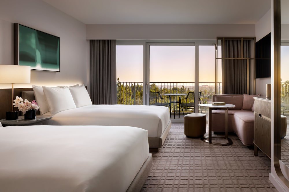 Standard Quadruple room with balcony and with sunset view Fairmont Century Plaza Los Angeles