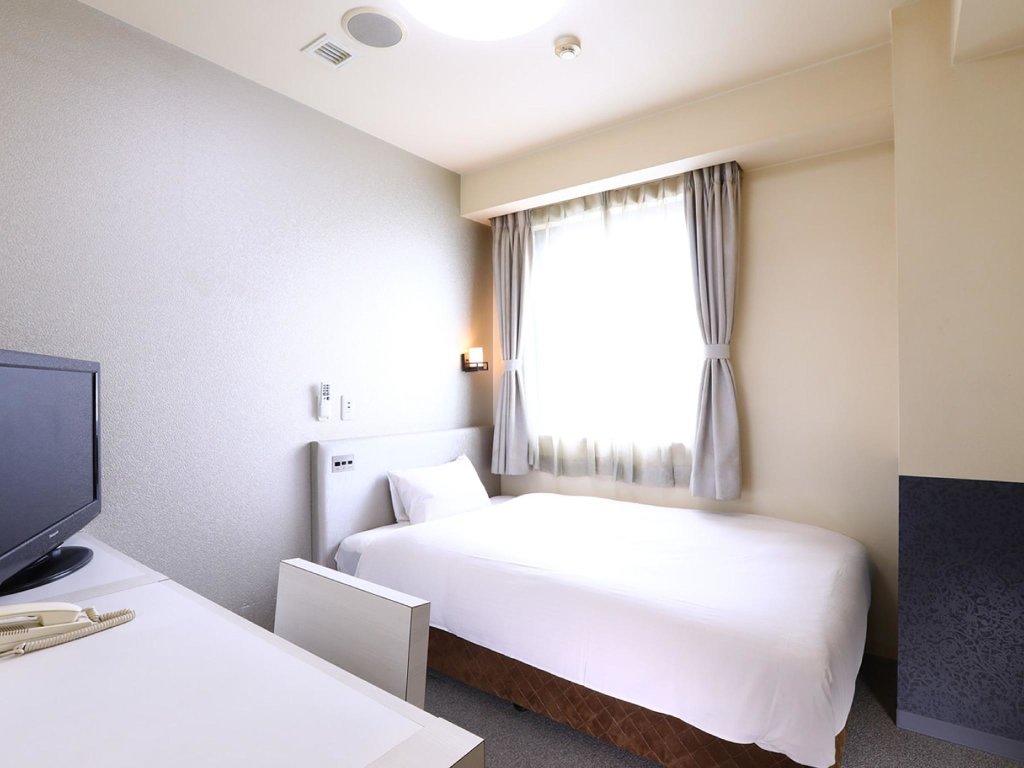 Одноместный номер Standard Hotel Wing International Himeji