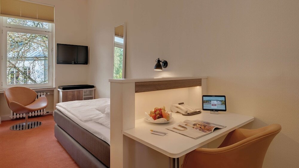 Standard Single room Rheinhotel Dreesen