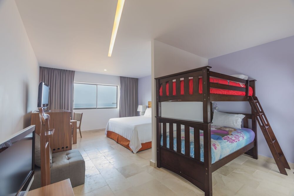 Standard famille chambre Vue jardin Holiday Inn Resort Ixtapa