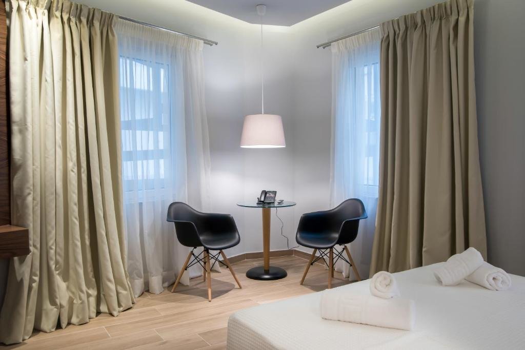 1 Bedroom Suite AD Athens Luxury Rooms & Suites