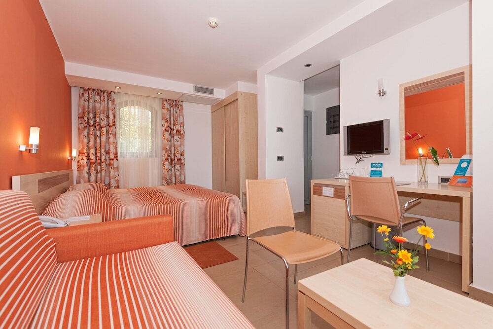 Superior Triple room with balcony Maistra Select Belvedere Resort