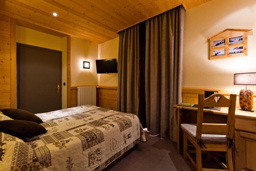 Standard Vierer Zimmer Logis Hotel & Spa Beau-Site