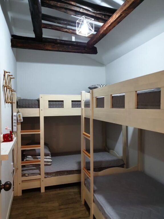 Cama en dormitorio compartido (dormitorio compartido masculino) Guesthouse Party-Free Pub - Hostel