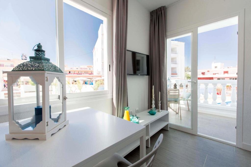 Апартаменты c 1 комнатой с видом на море Beach Star Ibiza
