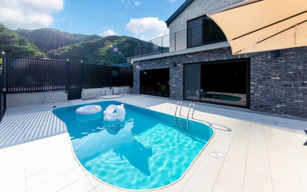 Camera Standard Chuncheon Sampogil Pool Villa