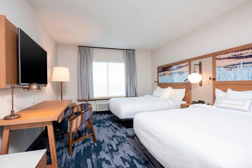Standard Double room Fairfield Inn & Suites by Marriott Fair Oaks Farms