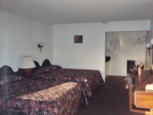 2 Bedrooms Standard Triple room Cabana Inn - Boise