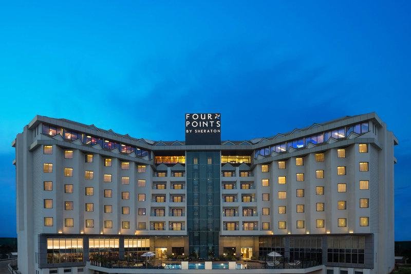 Номер Deluxe Four Points By Sheraton Visakhapatnam