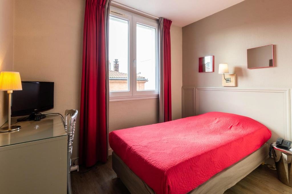 Superior Single room Hôtel de France