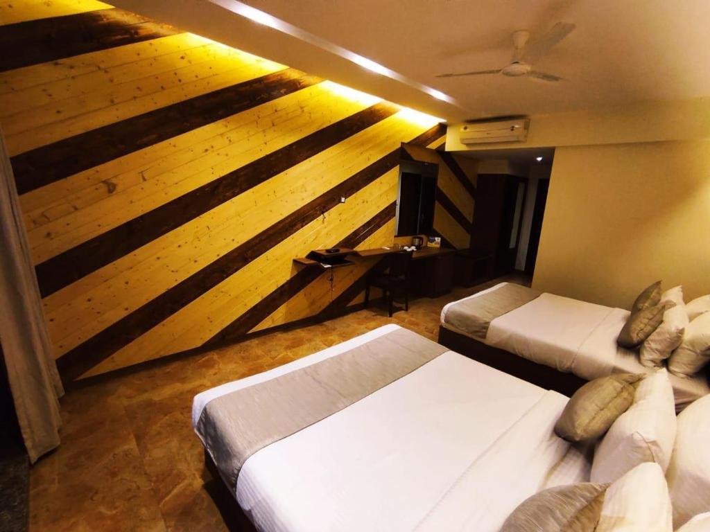 Deluxe Doppel Zimmer Zaras Resort Khandala