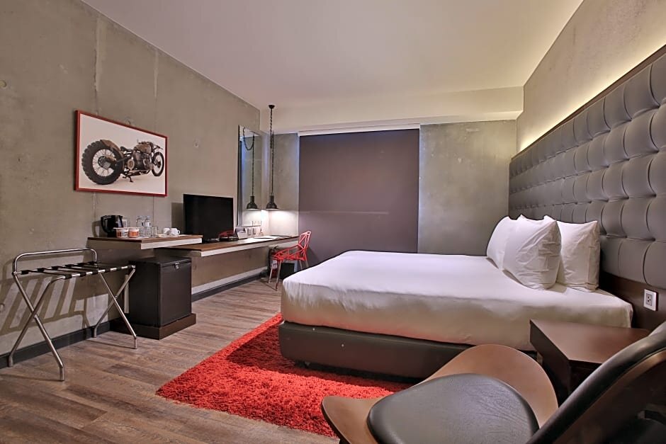 Superior Double room The B Hotel Quezon City