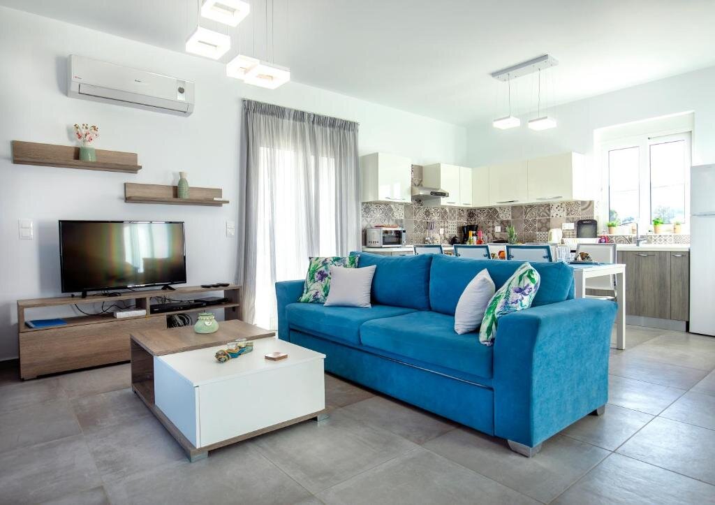 Коттедж с 4 комнатами Aegean Horizon Beachfront Villas
