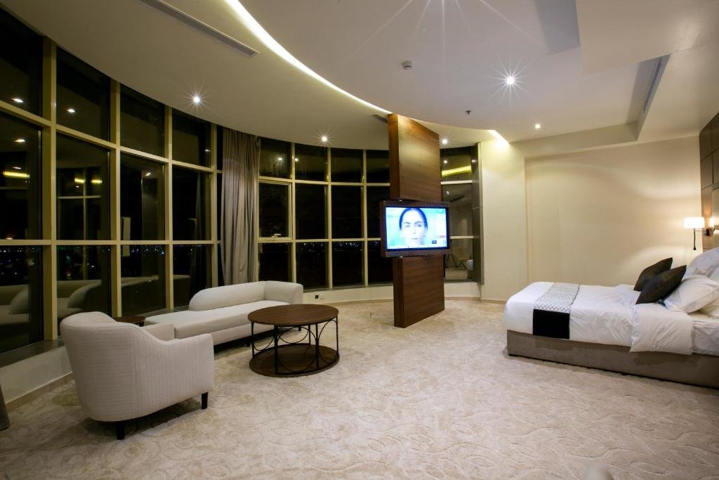 Люкс Hayat Revan Hotel Suites