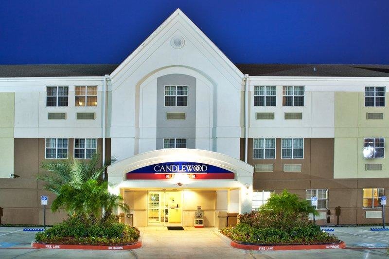 Люкс с 2 комнатами Candlewood Suites Galveston, an IHG Hotel