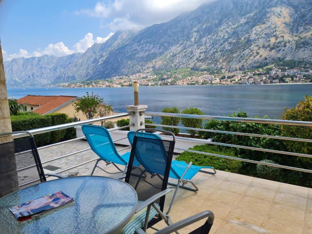 Апартаменты ChillOut apartment in Kotor Bay