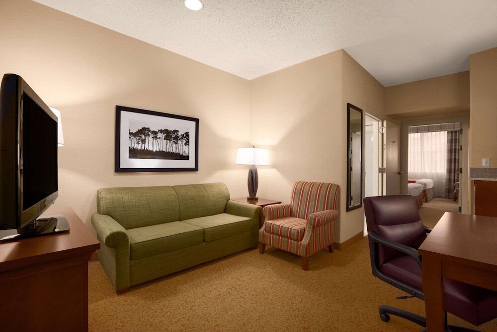 Люкс c 1 комнатой Country Inn & Suites by Radisson, Houston Intercontinental Airport East, TX