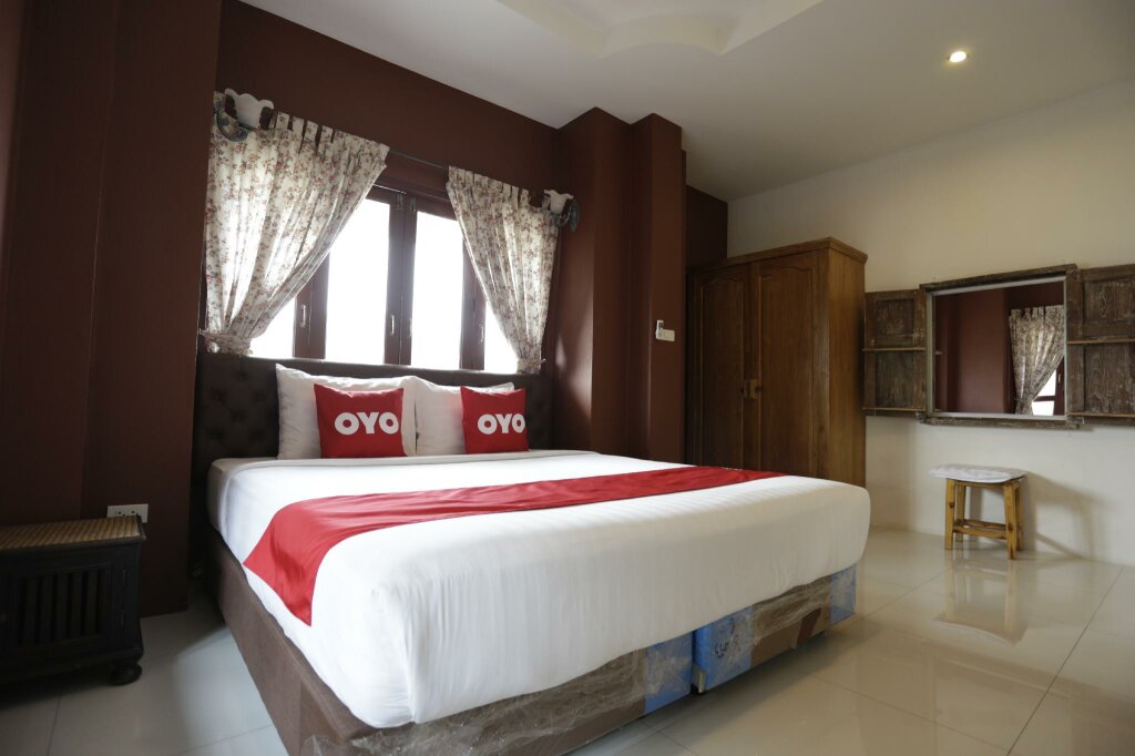 Deluxe Double room with view Yellow Tique Hotel