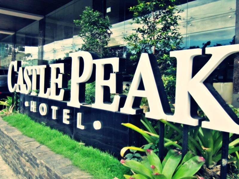 Номер Standard Castle Peak Hotel