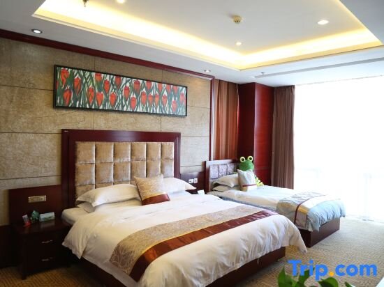 Famille suite Haihua International Hotel