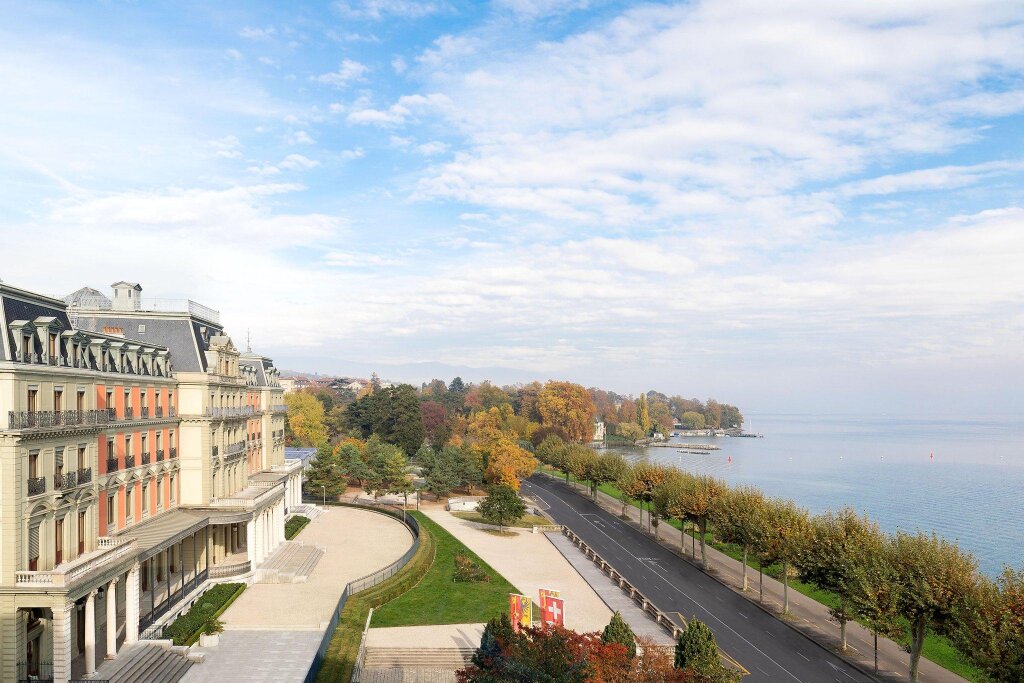 Двухместный номер Deluxe с видом на озеро Hotel President Wilson, a Luxury Collection Hotel, Geneva