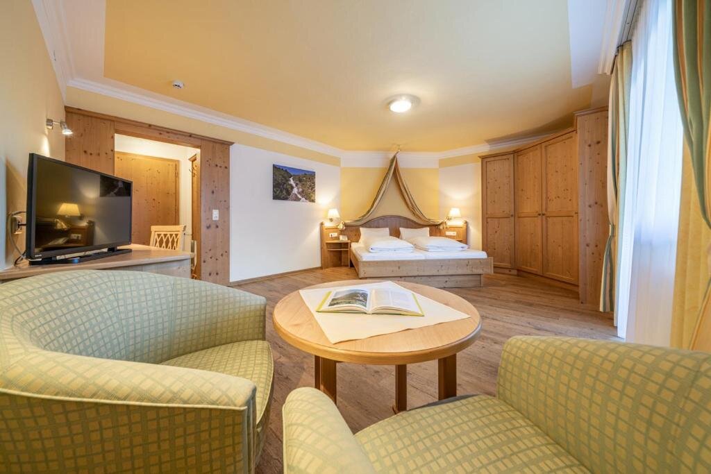 Standard Doppel Zimmer mit Balkon Hotel Similaun