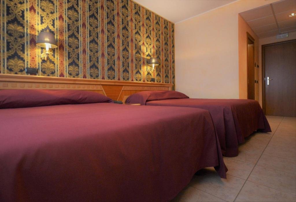 Standard Familie Zimmer San Giovanni Rotondo Palace - Alihotels