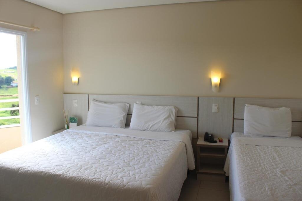 Standard Triple room with balcony Machadinho Thermas Resort SPA