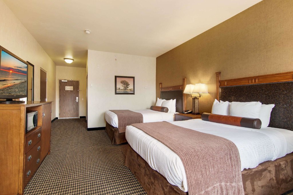 Четырёхместный номер Standard Best Western PLUS Bryce Canyon Grand Hotel