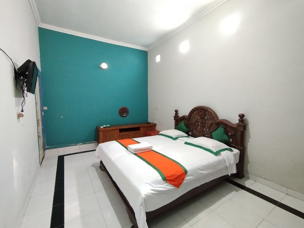 Семейный коттедж с 3 комнатами Homestay Simply Homy dekat Tugu Jogja dan Monjali