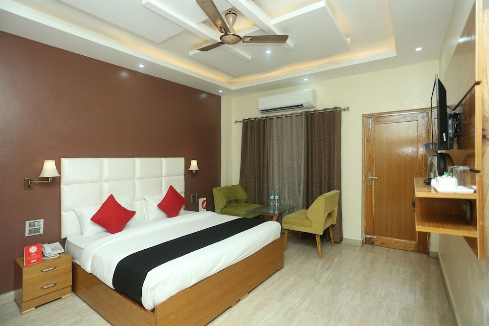Standard room Capital O 18317 Hotel Samriddhi Retreat