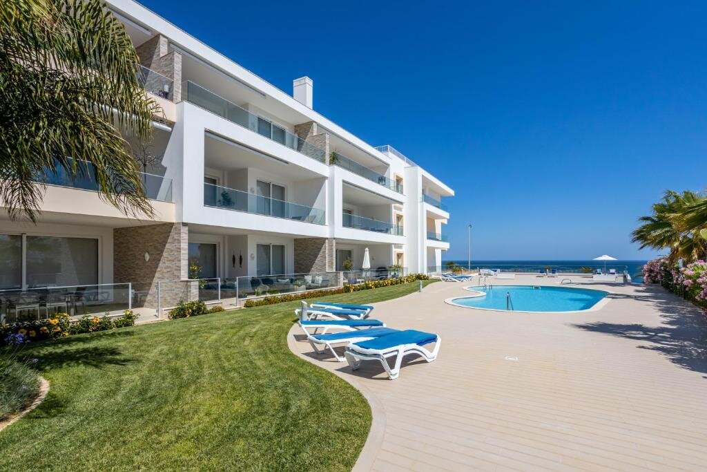 Апартаменты CoolHouses Algarve Lagos, 3 Bed modern Flat, outdoor, Indoor pools and SPA, Amor à Vida