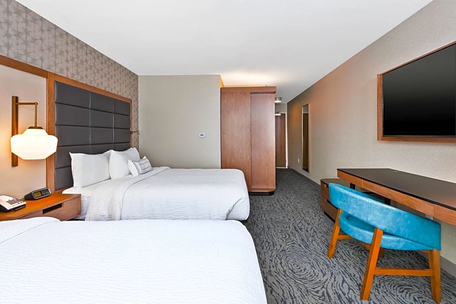 Standard Quadruple room with city view Fairfield Inn & Suites by Marriott Kalamazoo