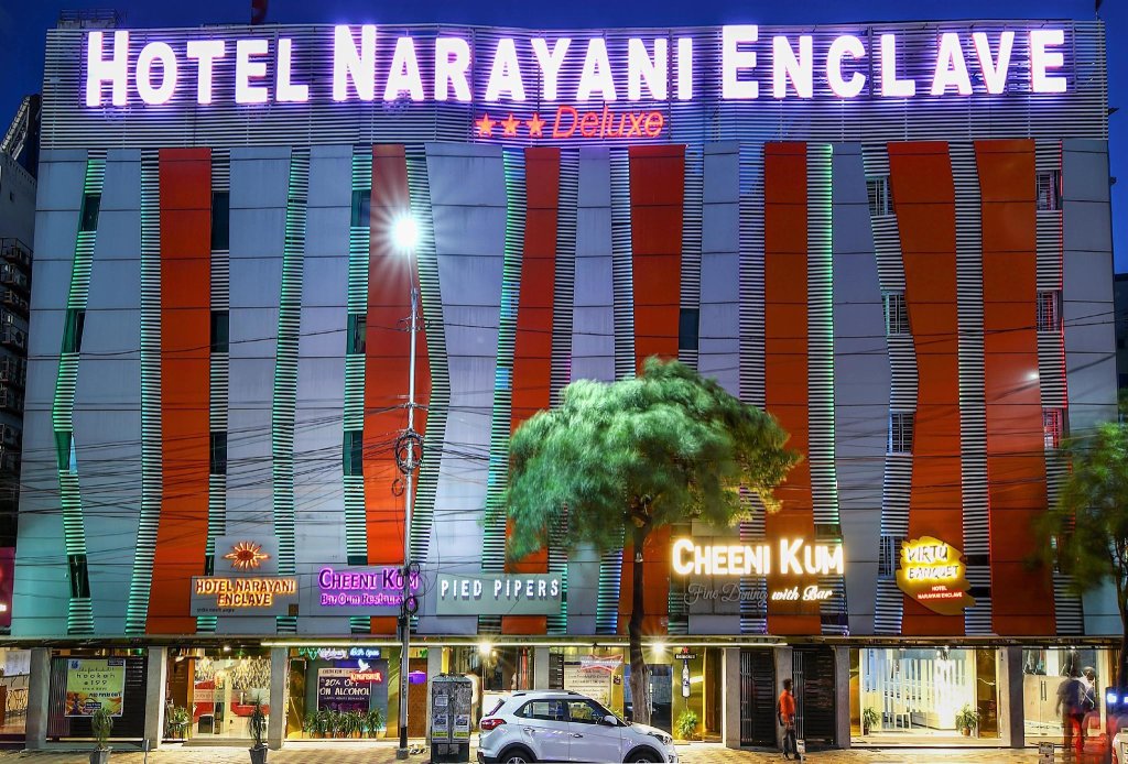 Deluxe Doppel Zimmer Hotel Narayani Enclave near Acropolis Mall Kasba