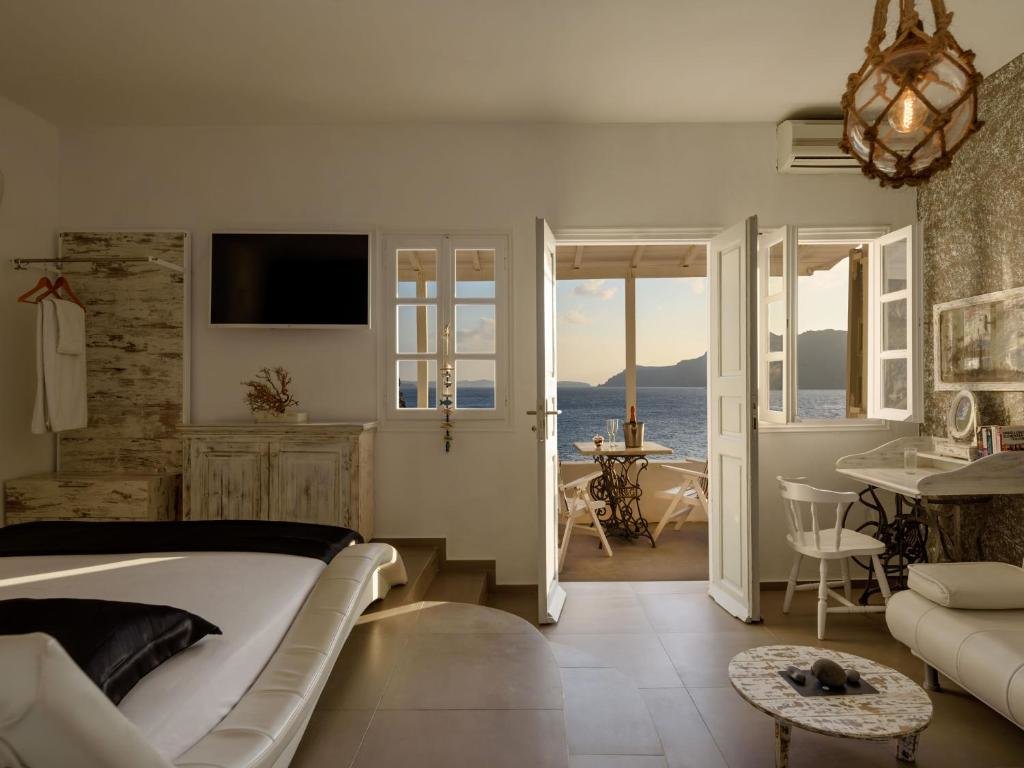 Apartment mit Balkon und mit Meerblick Amoudi Villas