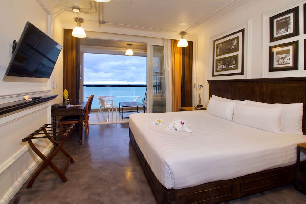 Двухместный номер Deluxe с балконом и с видом на океан Pattaya Modus Beachfront Resort