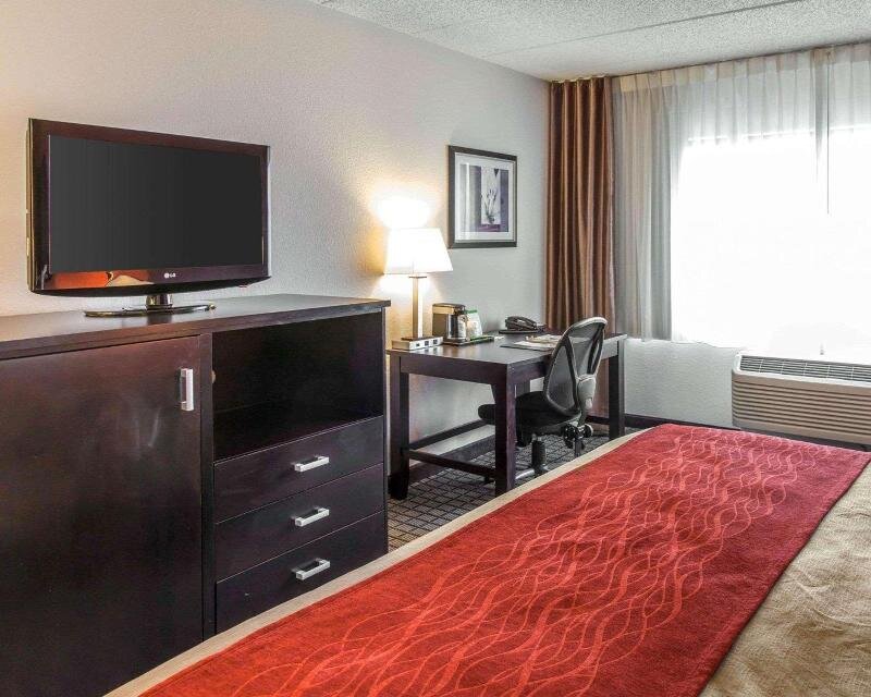 Standard Double room Clarion Hotel BWI Airport North