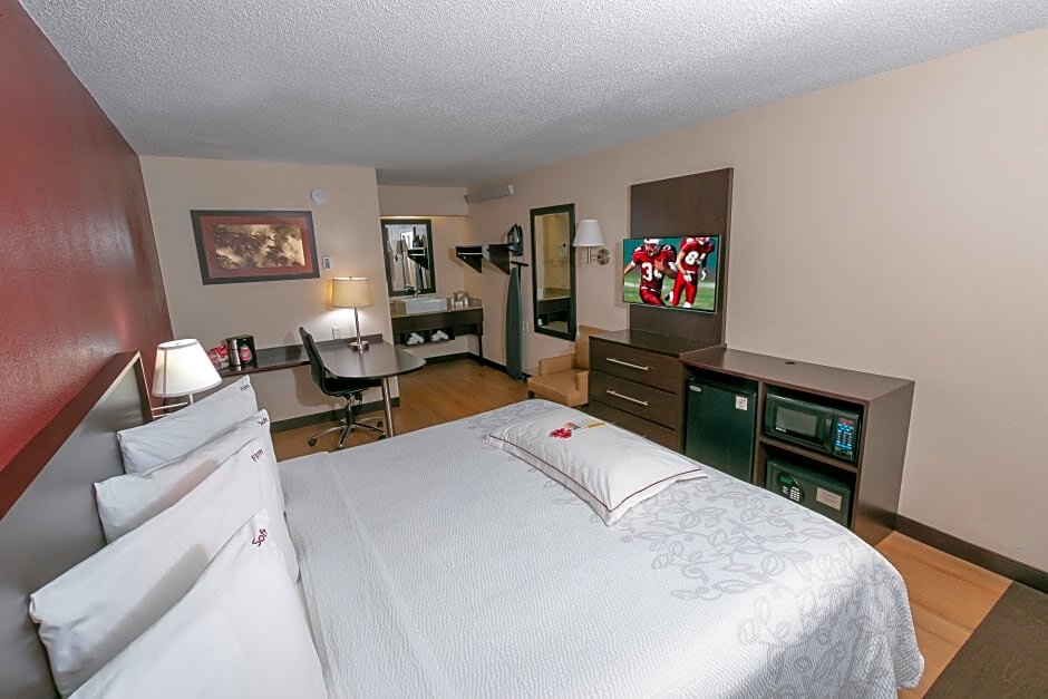 Номер Premium Red Roof Inn PLUS+ Baltimore - Washington DC/BWI South