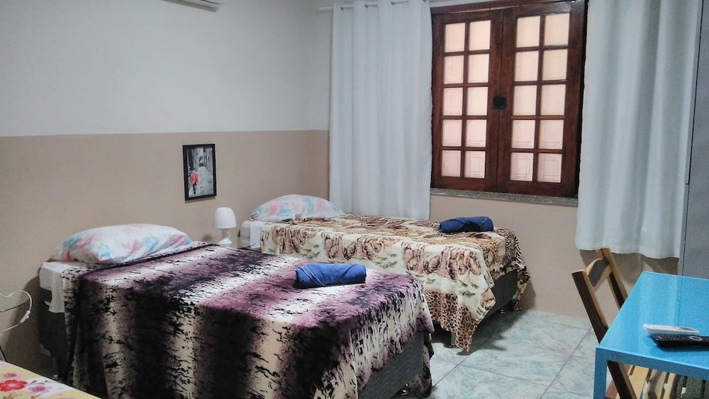Кровать в общем номере Hostel Aldeia Inn
