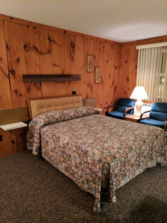 Standard Zimmer Allen's Budget Motel